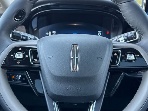 New 2025 Lincoln Corsair Grand Touring w/ Equipment Group 301A AWD/4WD image 23