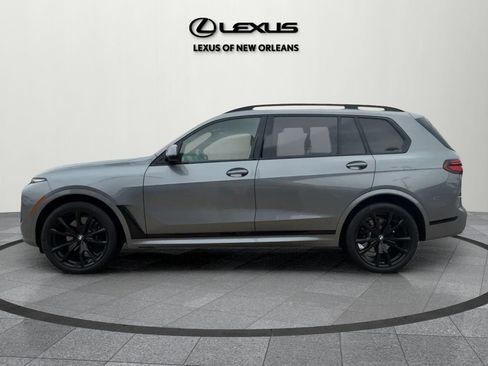 Used 2024 BMW X7 xDrive40i w/ M Sport Package image 4