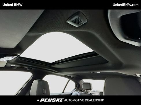 Used 2026 BMW 530i RWD image 12