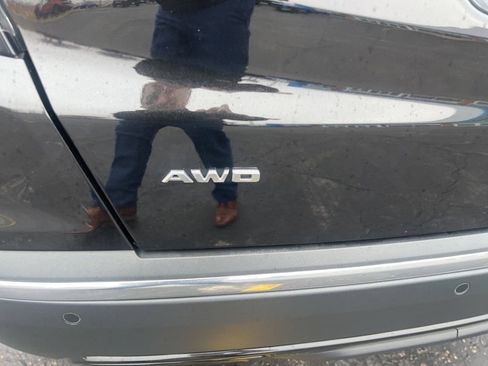 Used 2024 Cadillac XT5 Sportv w/ Technology Package image 6