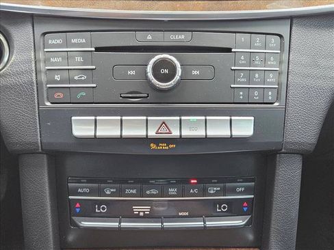 Used 2016 Mercedes-Benz E 250 Sedan image 13