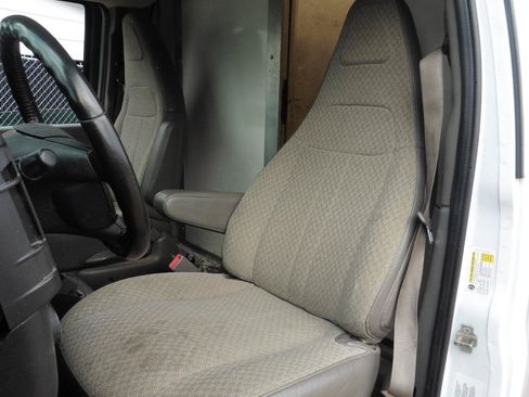 Used 2021 Chevrolet Express 3500 w/ Power Convenience Package RWD image 11