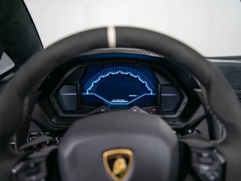 Used 2016 Lamborghini Aventador LP 750-4 Superveloce AWD/4WD image 20