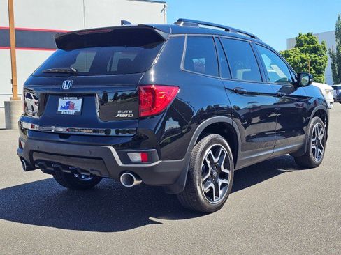 Used 2023 Honda Passport Elite image 3