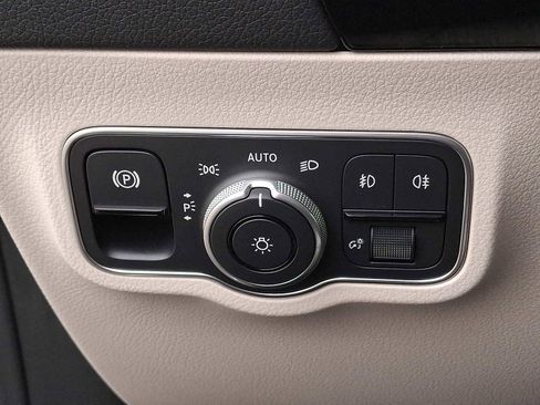 Used 2026 Mercedes-Benz GLA 250 4MATIC image 21