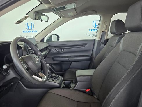 Used 2025 Honda CR-V LX image 8