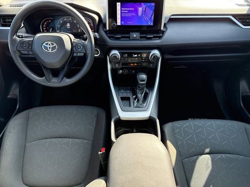 Used 2024 Toyota RAV4 XLE w/ Convenience Package FWD image 12