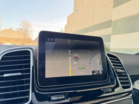Used 2019 Mercedes-Benz GLS 450 4MATIC image 28