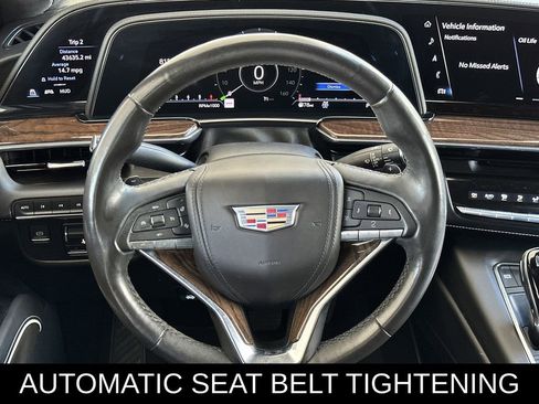 Used 2022 Cadillac Escalade ESV Sport Platinum w/ LPO, ONYX Package AWD/4WD image 15