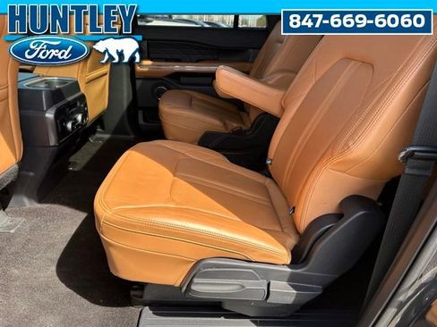 Used 2022 Ford Expedition Max Platinum AWD/4WD image 19