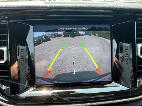 Used 2021 Dodge Durango SXT AWD/4WD image 14