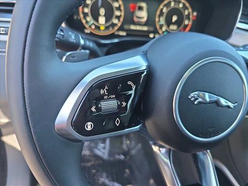 Used 2026 Jaguar F-PACE R-Dynamic S AWD/4WD image 14