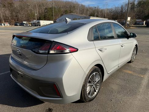 Used 2021 Hyundai Ioniq SE image 9