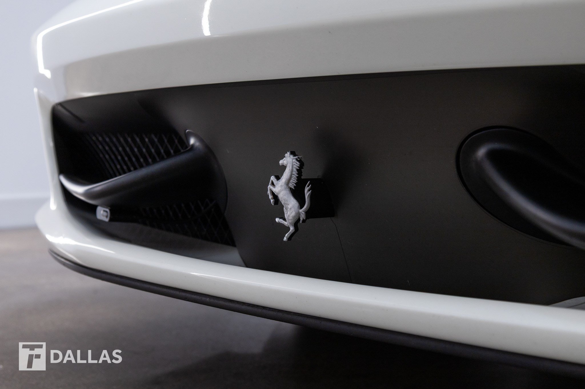 Used 2013 Ferrari 458 Spider RWD image 5