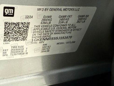 Used 2025 GMC Acadia Elevation image 42