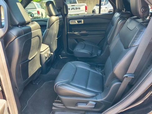 Used 2020 Ford Explorer ST w/ ST Street Pack AWD/4WD image 17