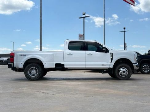 Used 2023 Ford F350 Lariat AWD/4WD image 7