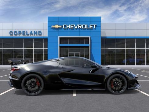 New 2027 Chevrolet Corvette Z06 RWD image 5
