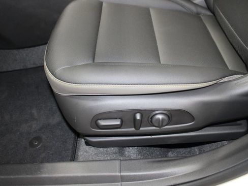 New 2026 Chevrolet Trax ACTIV image 13