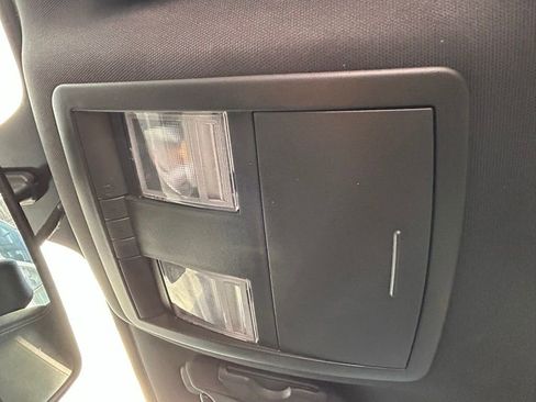 Used 2009 Dodge Challenger SRT8 w/ SRT Option Group II image 24