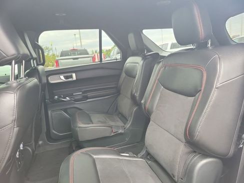 Used 2022 Ford Explorer ST-Line w/ Class IV Trailer Tow Package AWD/4WD image 31