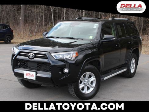 Used 2021 Toyota 4Runner SR5 Premium w/ Moonroof Package AWD/4WD image 1