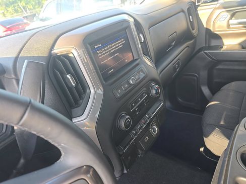 Used 2020 Chevrolet Silverado 1500 Custom Trail Boss w/ Custom Convenience Package AWD/4WD image 11