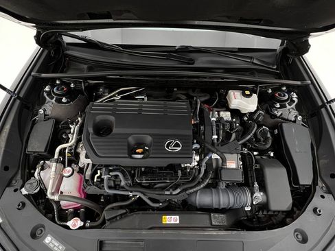 Certified 2023 Lexus ES 300h w/ Premium Package image 28