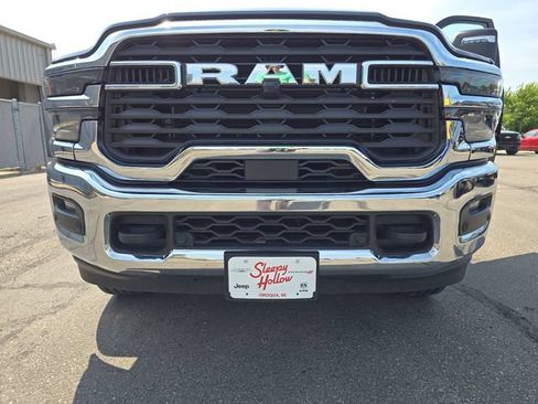 Used 2026 RAM 2500 Big Horn AWD/4WD image 15