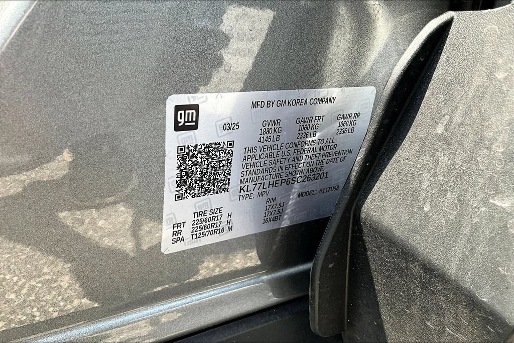 Used 2025 Chevrolet Trax LT w/ LT Convenience Package FWD image 19