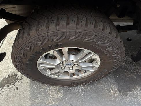 Used 2020 Ford F150 Lariat image 18