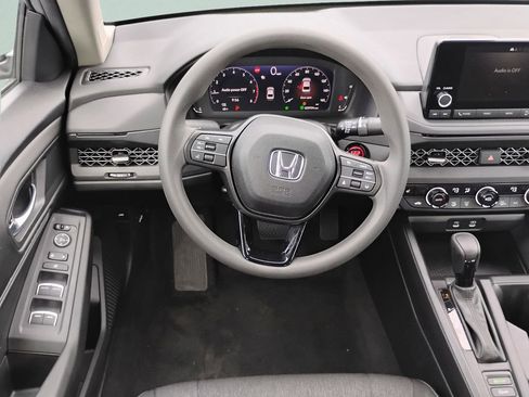 Used 2024 Honda Accord EX image 16