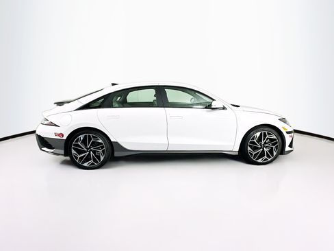 Used 2024 Hyundai Ioniq 6 SEL RWD image 10