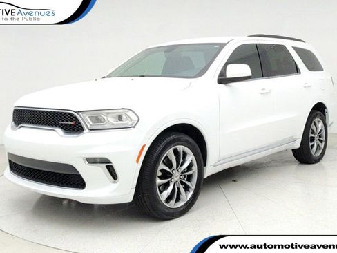 Used 2021 Dodge Durango SXT image 1