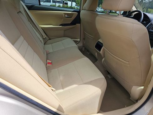 Used 2016 Toyota Camry LE FWD image 15