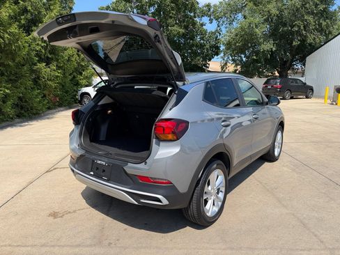 Used 2023 Buick Encore GX Preferred w/ Cold Weather Comfort Package AWD/4WD image 32