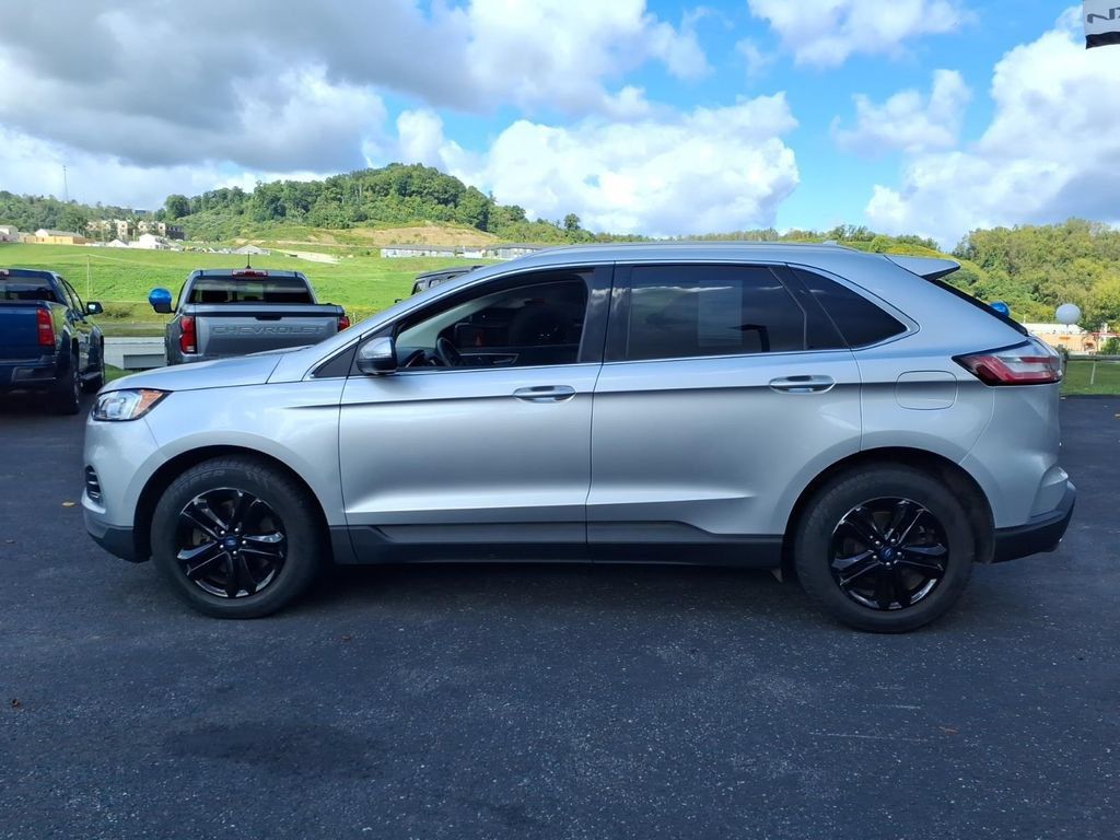 Used 2019 Ford Edge SEL w/ Equipment Group 201A AWD/4WD image 7