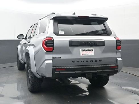New 2026 Toyota 4Runner SR5 RWD image 17