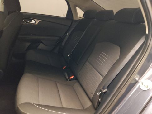 Used 2019 Kia Forte S FWD image 18