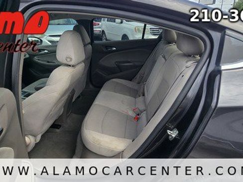 Used 2016 Chevrolet Cruze LT FWD image 27