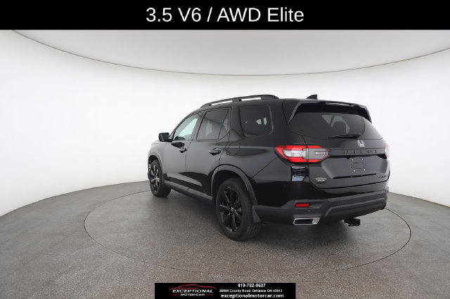 Used 2024 Honda Pilot Elite image 12