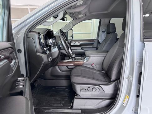 Certified 2024 GMC Sierra 1500 Elevation w/ Preferred Package AWD/4WD image 7