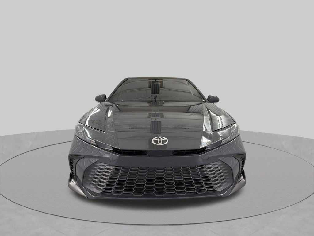 Used 2026 Toyota Camry SE FWD image 3