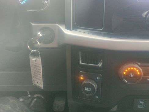 Certified 2023 Ford F150 XLT image 26