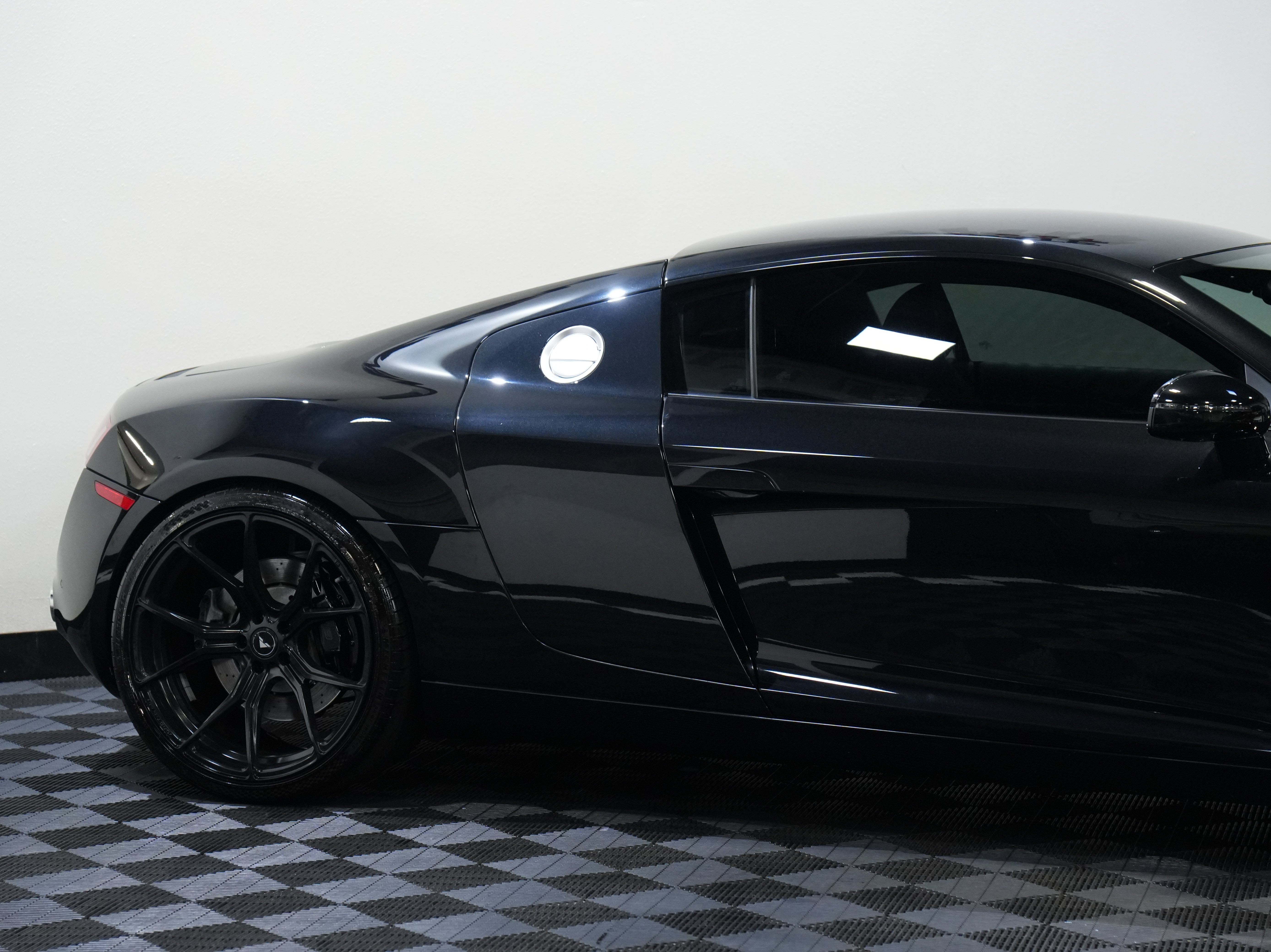 Used 2011 Audi R8 V8 AWD/4WD image 13