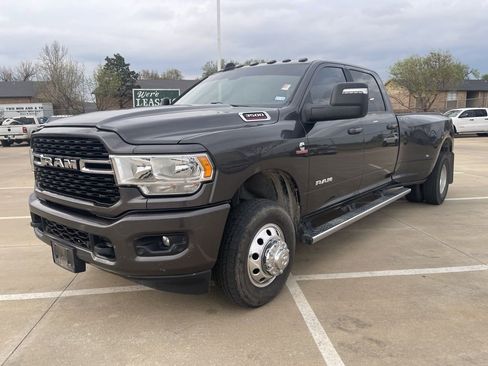 Used 2023 RAM 3500 Big Horn w/ Level 1 Equipment Group image 2