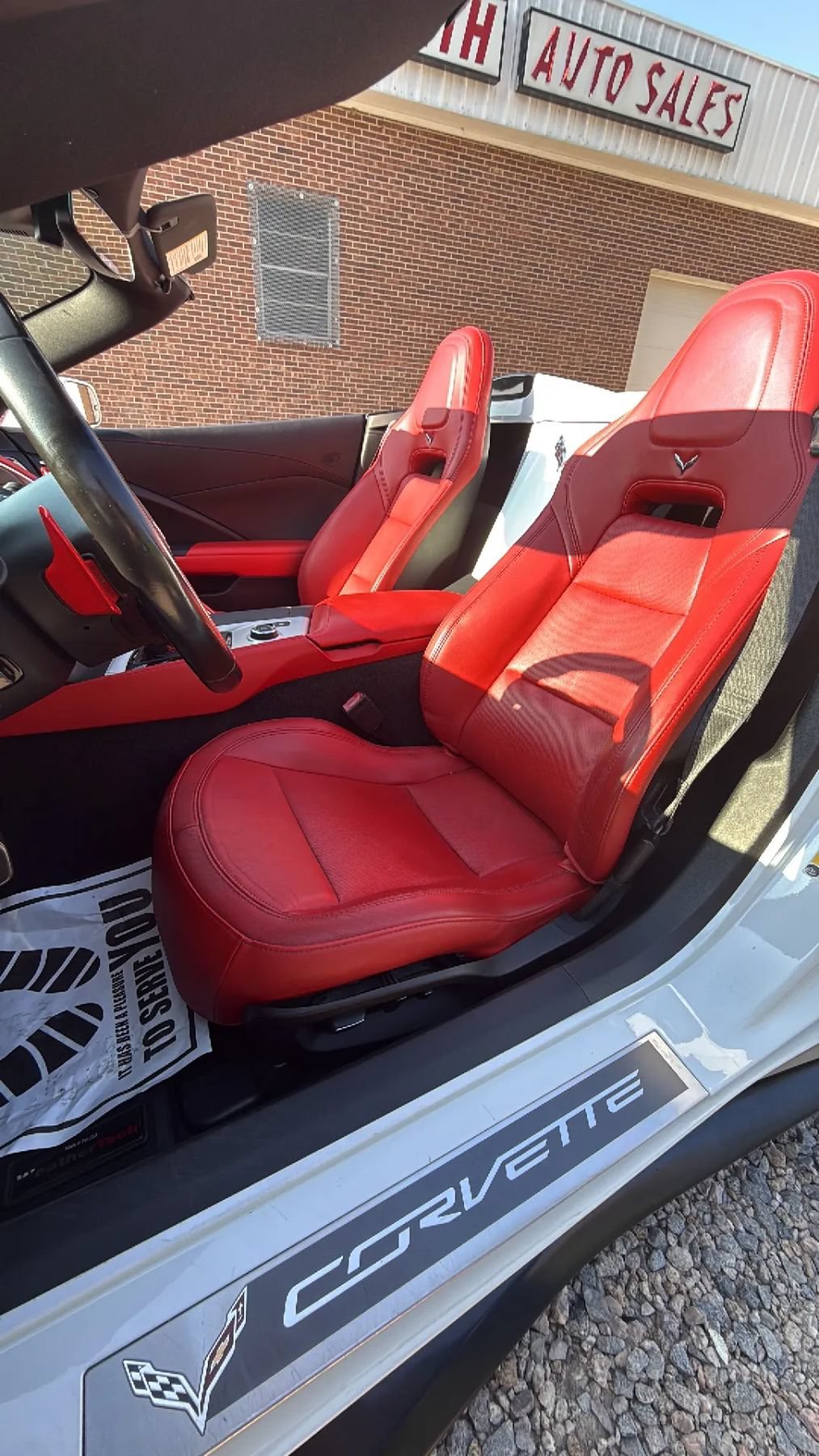 Used 2019 Chevrolet Corvette Stingray Convertible Z51 2LT RWD image 29
