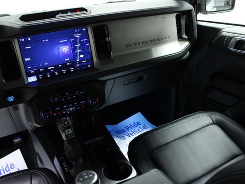 New 2026 Ford Bronco Outer Banks image 19