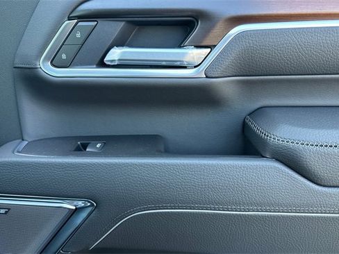 New 2026 GMC Sierra 2500 Denali w/ Denali Reserve Package image 19