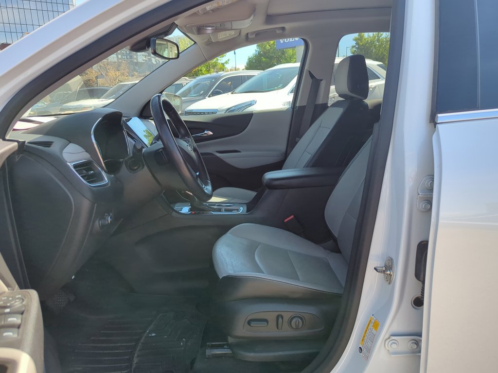 Used 2021 Chevrolet Equinox Premier AWD/4WD image 11